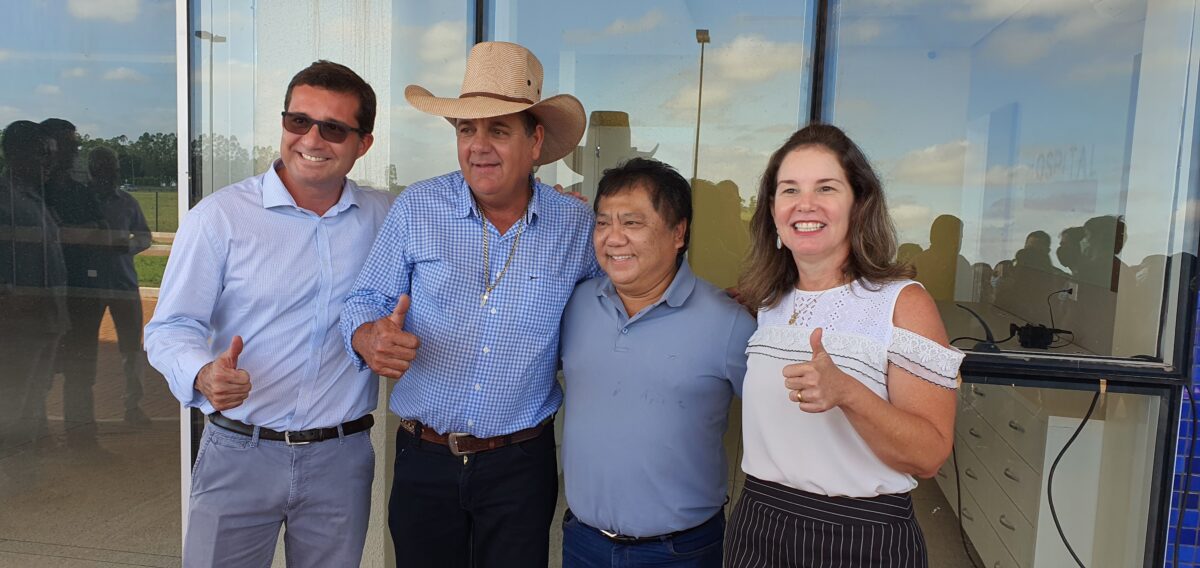 Chaves do Hospital Regional são entregues ao diretor do Instituto Acqua Chaves do Hospital Regional são entregues ao diretor do Instituto Acqua