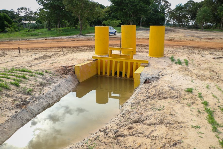 Em Três Lagoas, sinalização é instalada na região da Segunda Lagoa