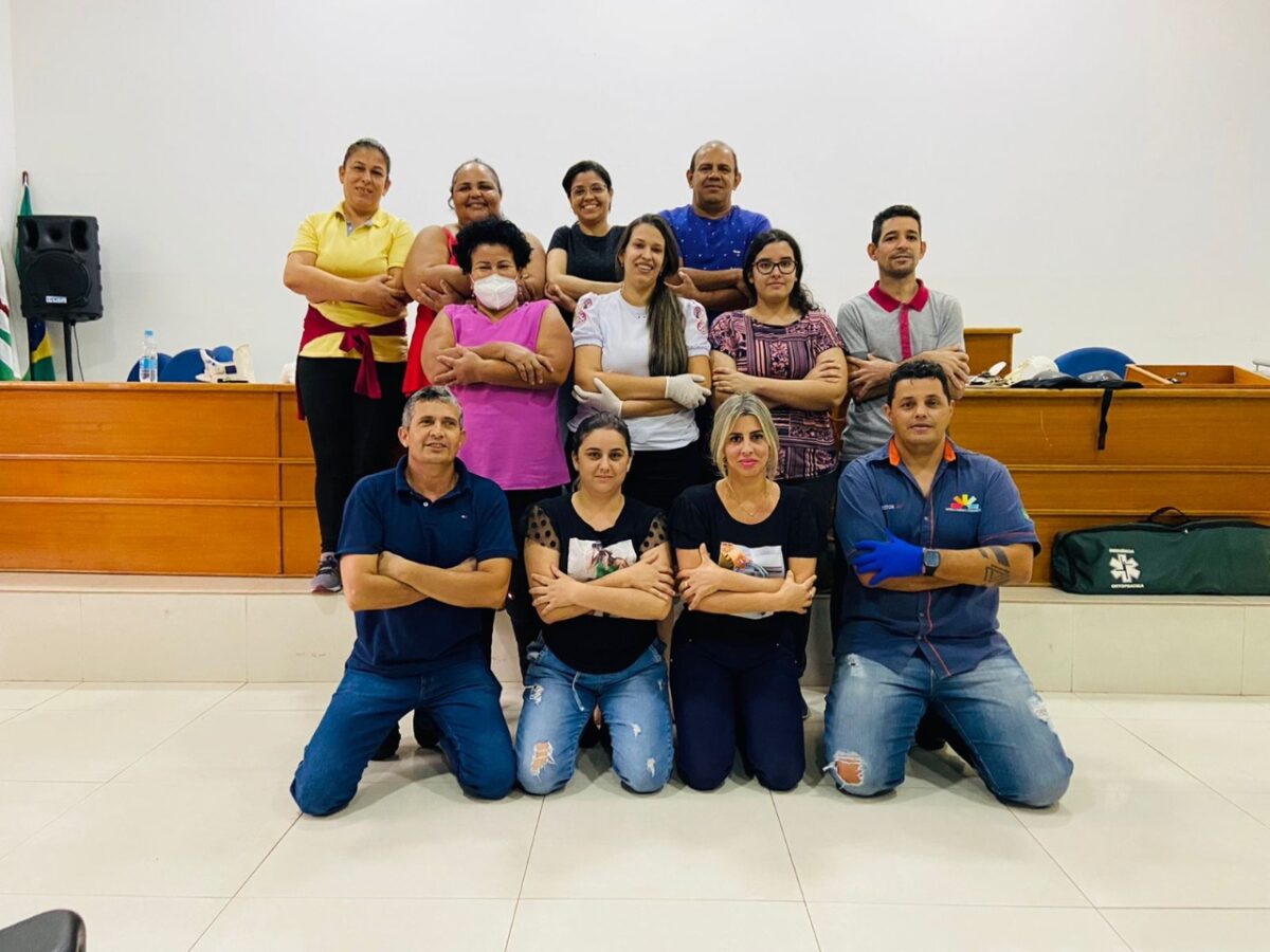 Hospital Júlio Maia oferece treinamento de primeiros socorros para equipe técnica