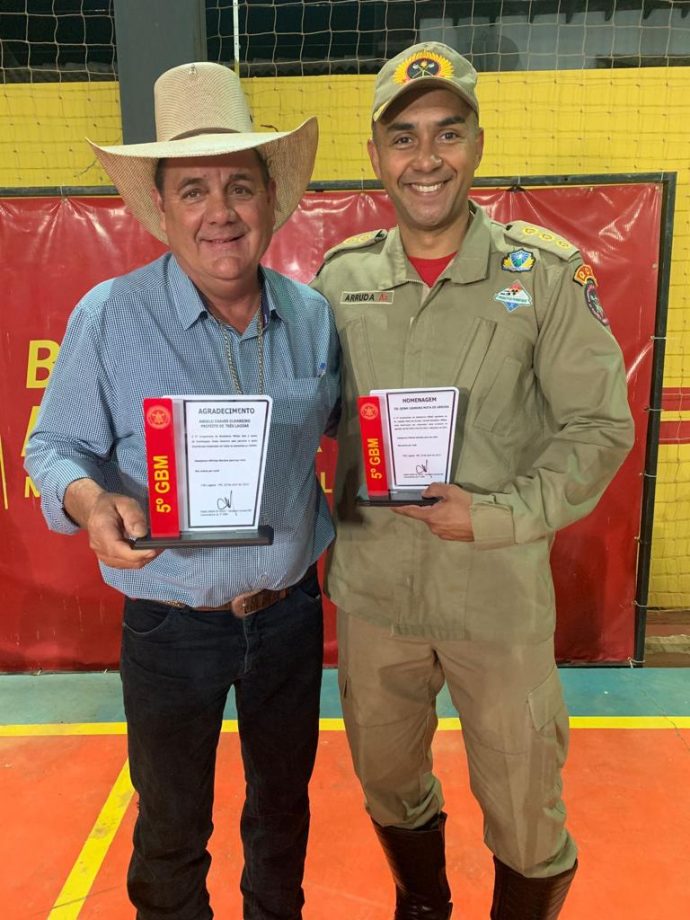 Prefeito Angelo Guerreiro é homenageado em comemoração aos 37 anos do 5º Grupamento de Bombeiros Militar