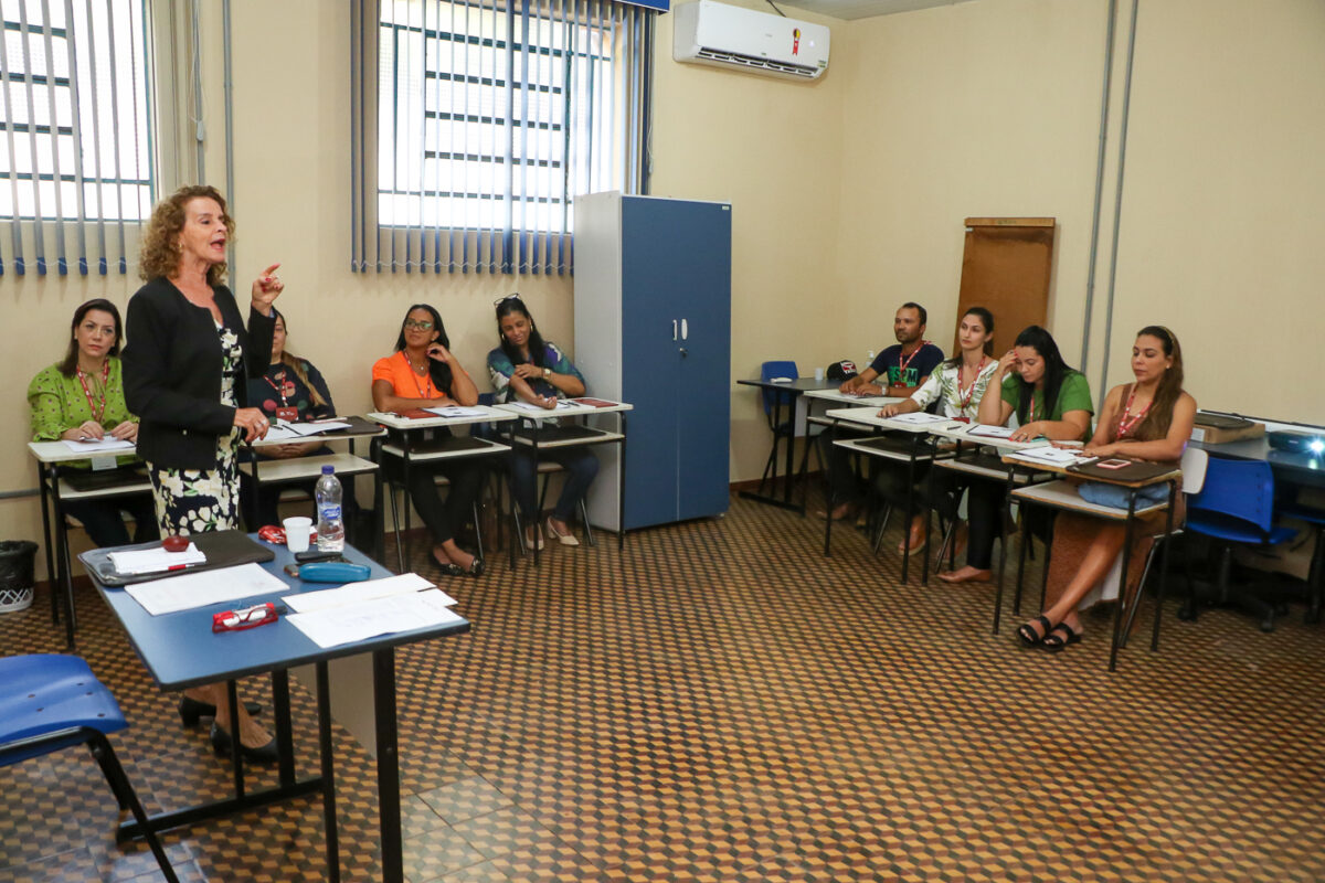 Para melhorar atendimento à população, servidores da Tributação e Fiscalização participam de curso de capacitação
