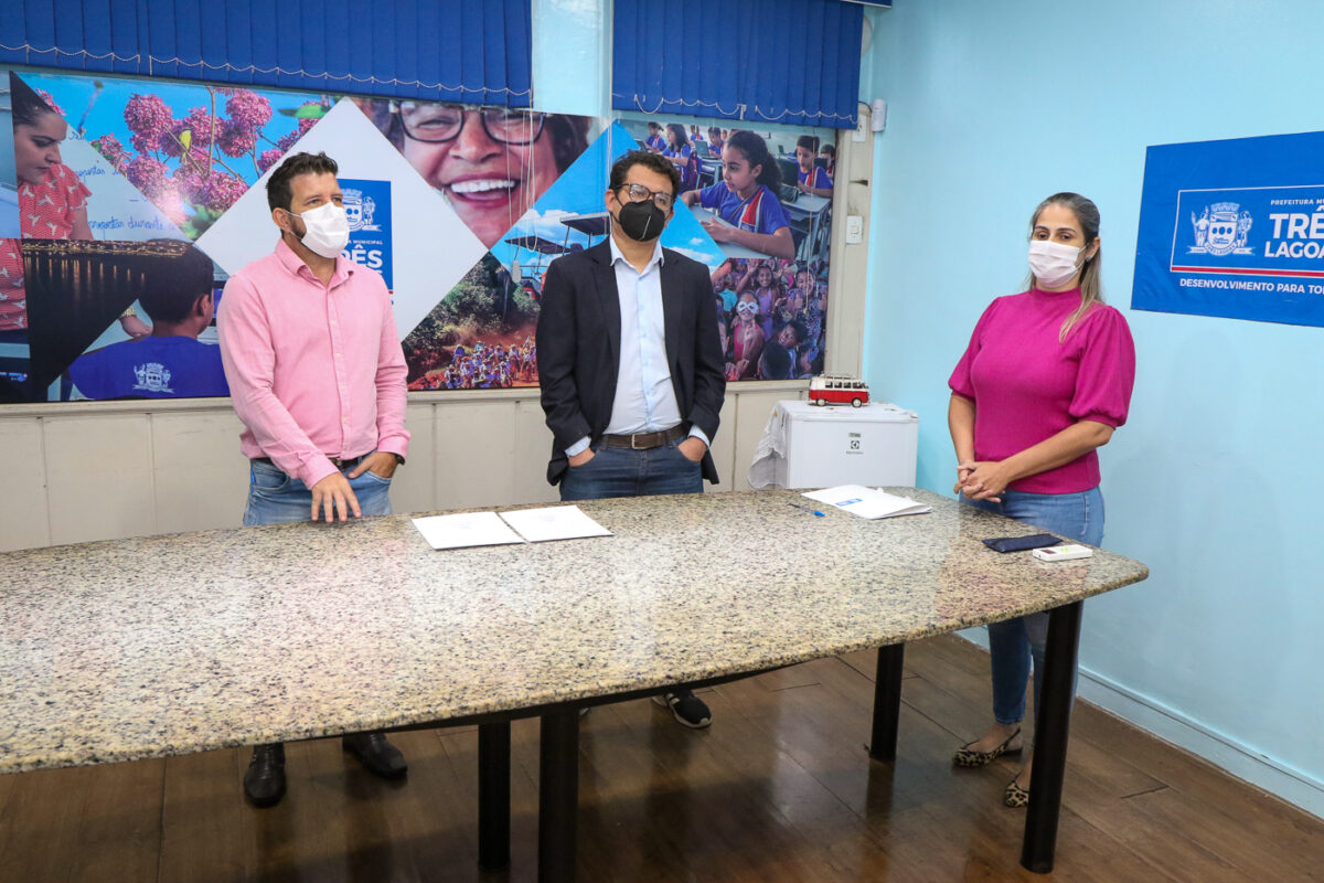Prefeitura empossa técnicos de segurança do trabalho aprovados no último concurso público