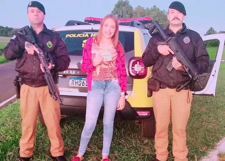 'Um sonho muito louco': motorista realiza sonho de ser parada em blitz e viraliza nas Redes Sociais