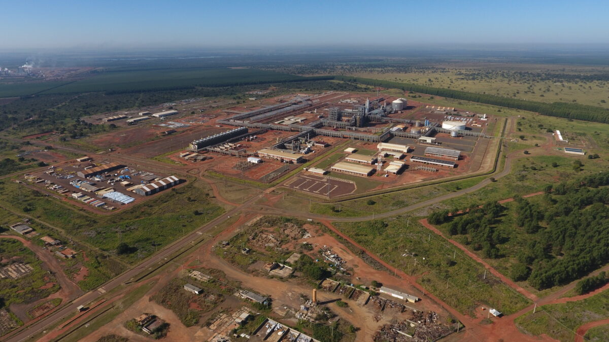Unigel quer comprar projeto de fertilizantes da Petrobras na unidade de Três Lagoas Unigel quer comprar projeto de fertilizantes da Petrobras na unidade de Três Lagoas