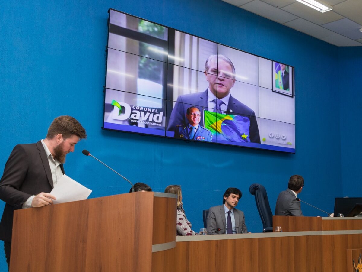 Câmara entrega honrarias para diretoria do Hospital Auxiliadora em Três Lagoas