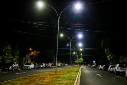 Em Três Lagoas, Avenida Baldomero Leituga agora tem iluminação em LED