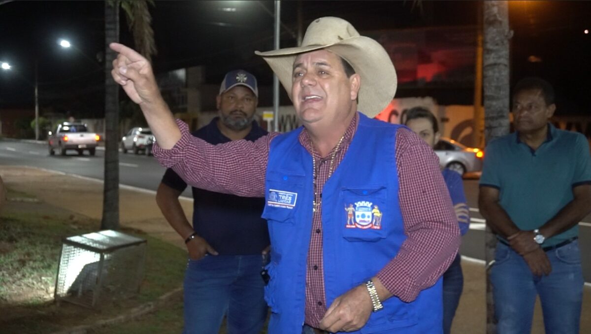 Avenida Rosário Congro passa a contar com iluminação em LED Avenida Rosário Congro passa a contar com iluminação em LED