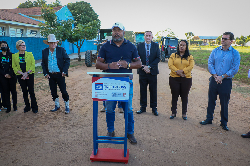 Guerreiro assina ordens de Serviço e autoriza obras de pavimentação e recapeamento em bairros de Três Lagoas