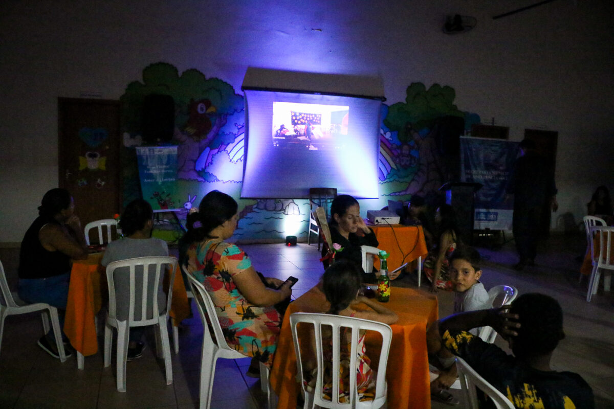 Em Três Lagoas, SMAS encerra mais um ciclo do Programa “Família Fortes” Em Três Lagoas, SMAS encerra mais um ciclo do Programa “Família Fortes”