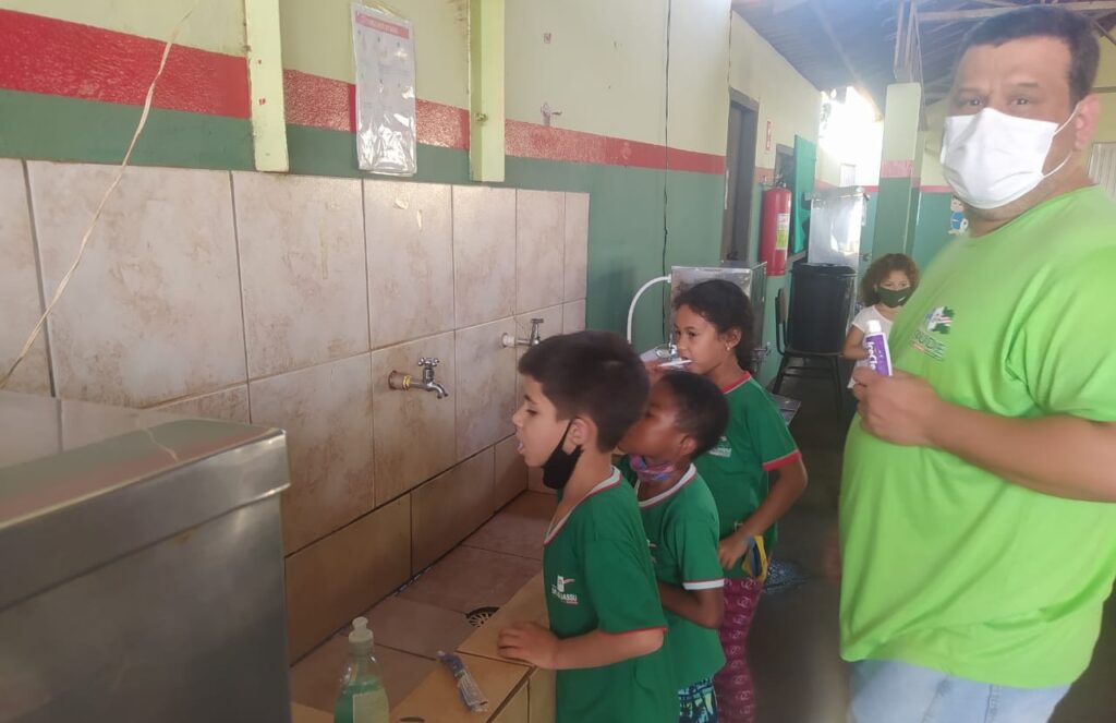 Prefeitura de Bataguassu realiza ações de prevenção à saúde bucal em escolas do município