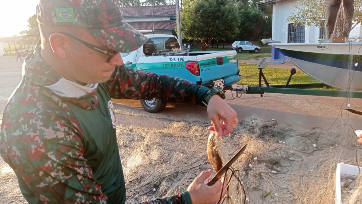 Durante operação, PMA apreende 1500 metros de redes e solta 20 quilos de pescado em Três Lagoas