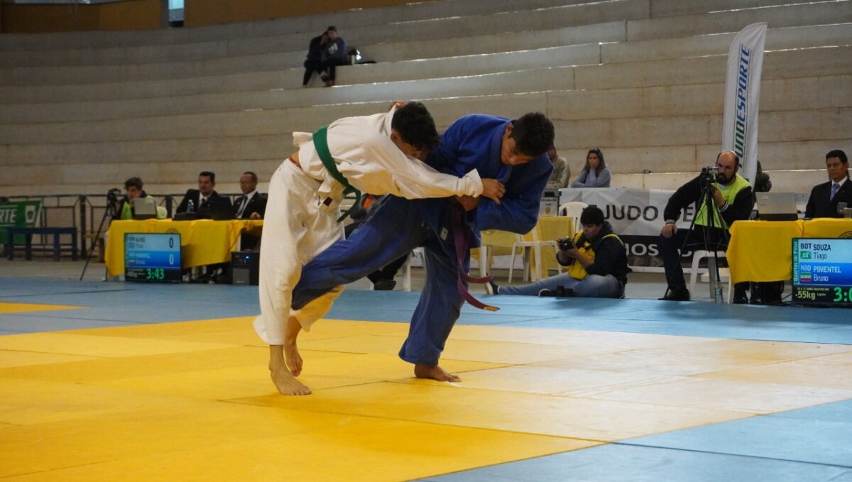 Etapa das individuais dos Jogos Escolares chega ao fim com classificações à fase nacional Etapa das individuais dos Jogos Escolares chega ao fim com classificações à fase nacional