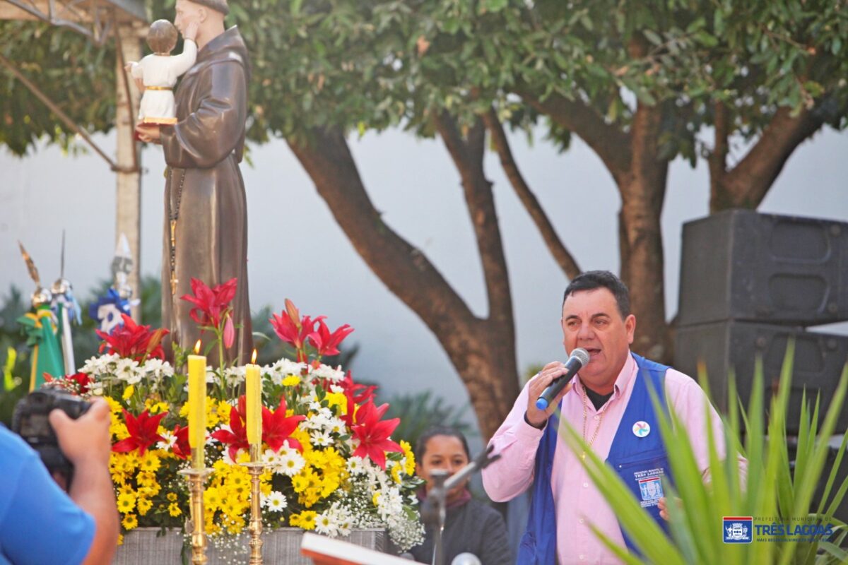 Dando início às festividades de 107 anos, Diocese de TL realiza missa de Santo Antônio