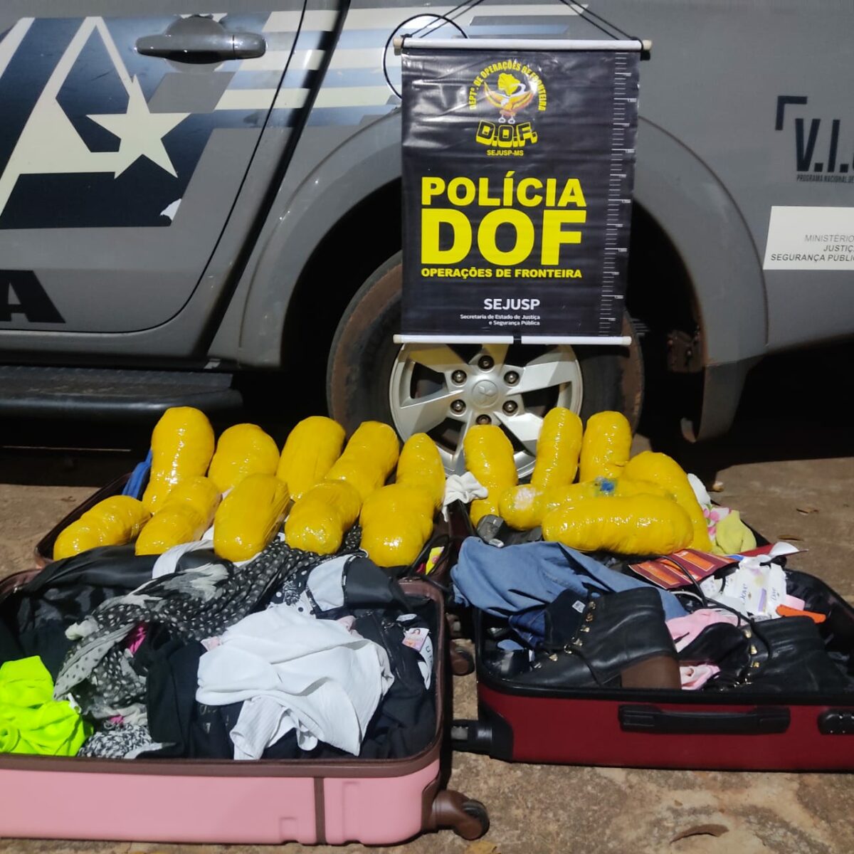 DOF apreende droga em ônibus e van em Ponta Porã e Amambai DOF apreende droga em ônibus e van em Ponta Porã e Amambai