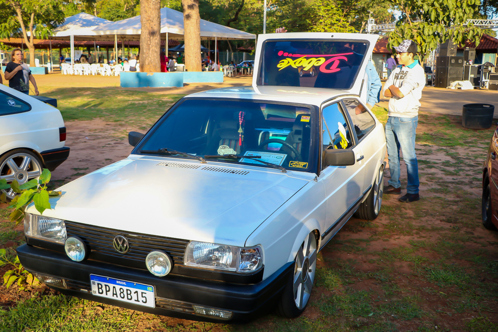 Veja como está sendo o 10º Encontro de Carros Antigos de Três Lagoas