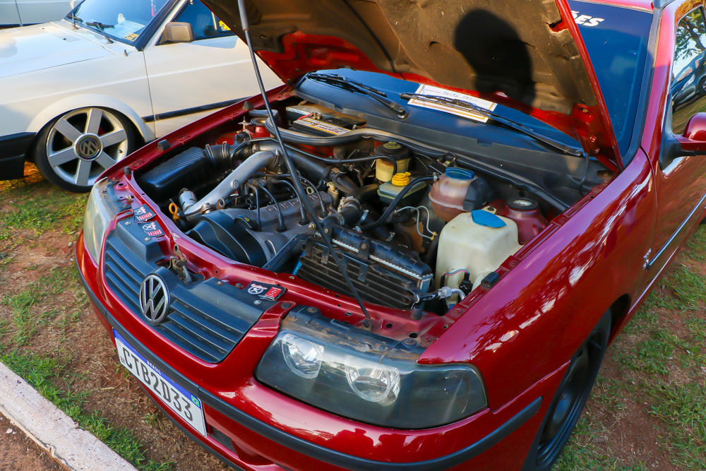 Veja como está sendo o 10º Encontro de Carros Antigos de Três Lagoas