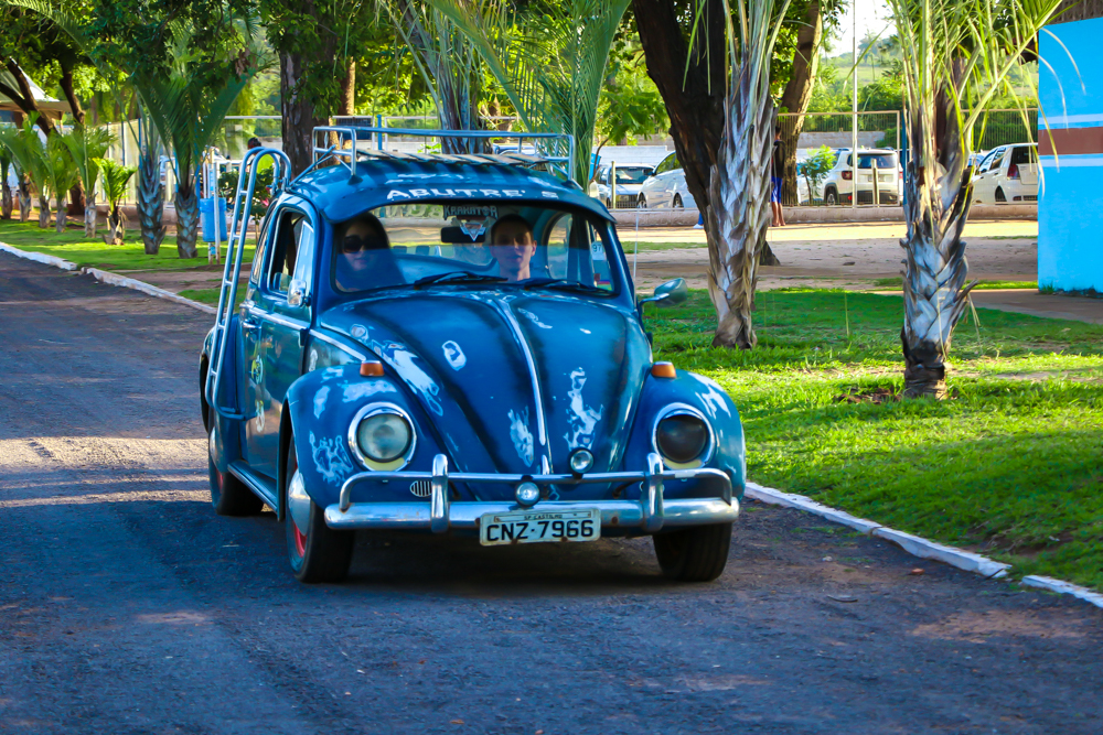 Veja como está sendo o 10º Encontro de Carros Antigos de Três Lagoas