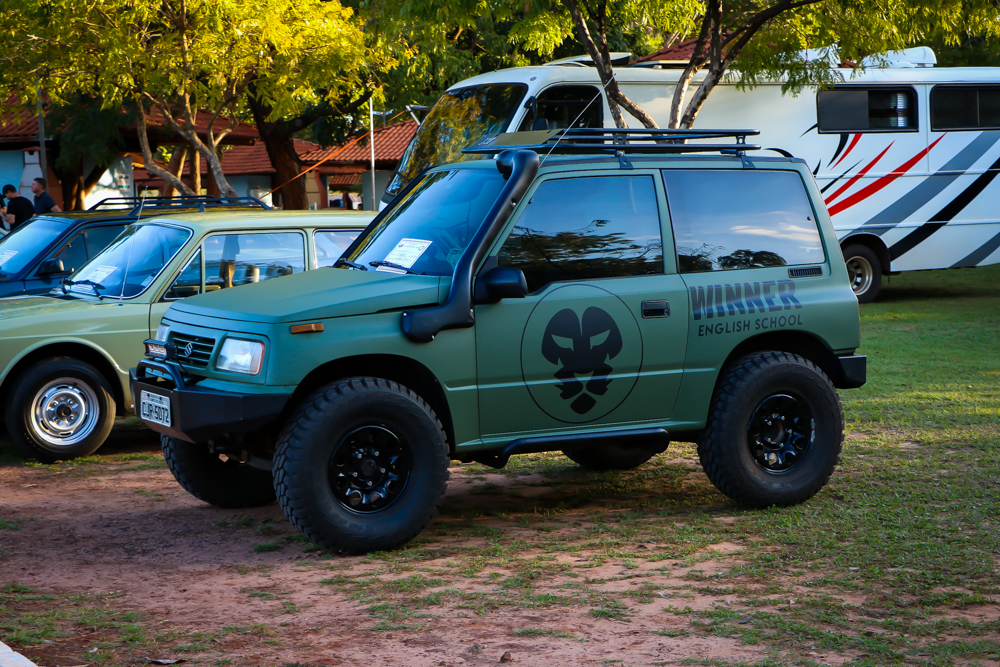 Veja como está sendo o 10º Encontro de Carros Antigos de Três Lagoas