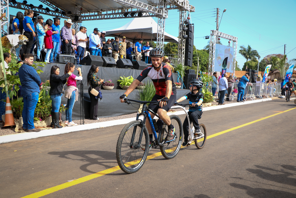 Aproximadamente 18 mil pessoas prestigiaram Desfile Cívico de aniversário de Três Lagoas￼