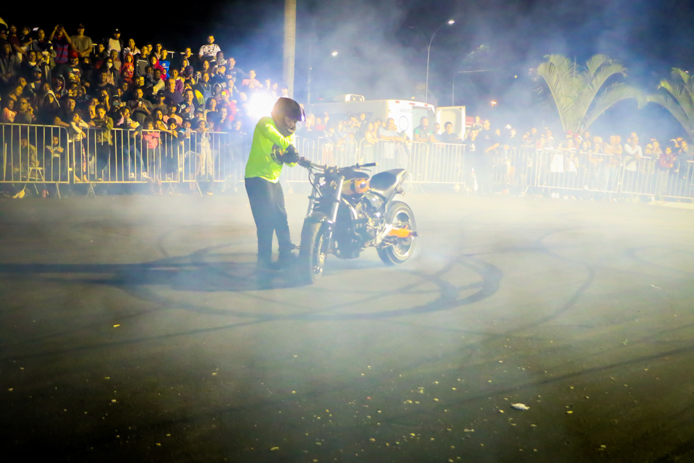 Veja como foi o 1º dia do show de acrobacias do Jacaré Du Brejo Veja como foi o 1º dia do show de acrobacias do Jacaré Du Brejo