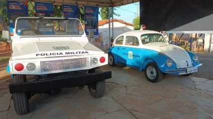 Polícia Militar garante a segurança durante evento de carros antigos em Aparecida do Taboado Polícia Militar garante a segurança durante evento de carros antigos em Aparecida do Taboado