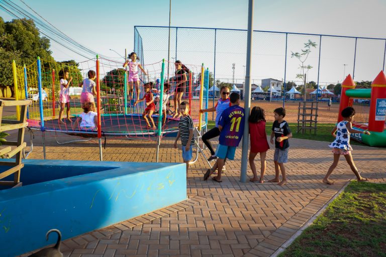 Projeto “Vida na Praça” – Confira as fotos do evento realizado no bairro Jardim Glória no último sábado (25)