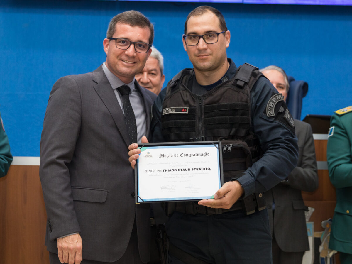 Câmara outorga honrarias para policiais da cidade de Três Lagoas