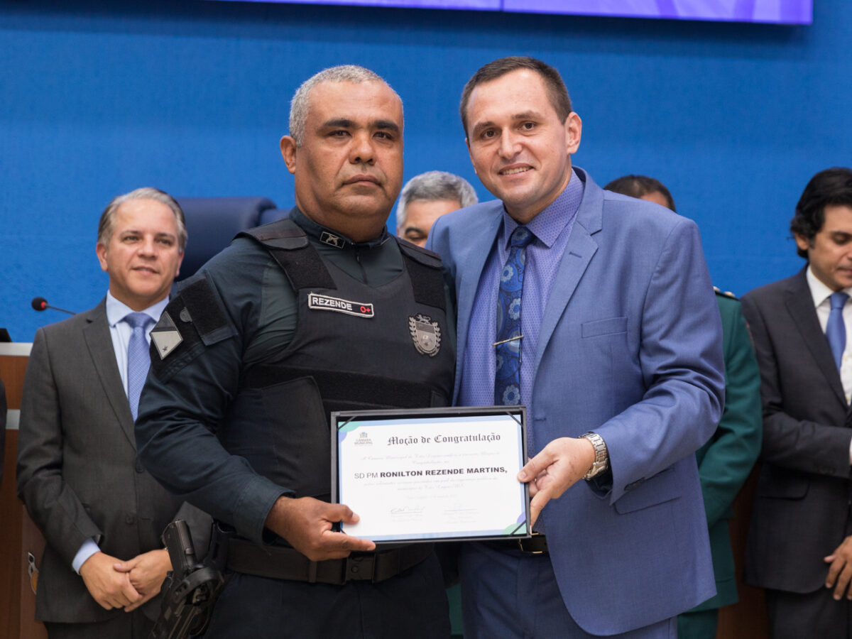 Câmara outorga honrarias para policiais da cidade de Três Lagoas