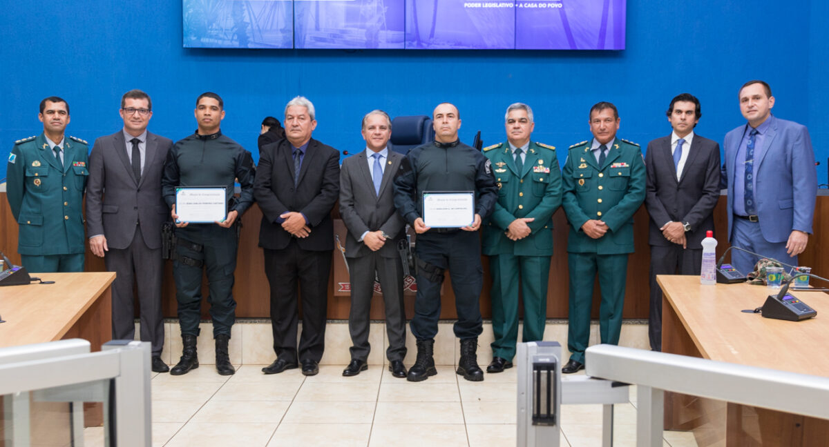 Câmara outorga honrarias para policiais da cidade de Três Lagoas