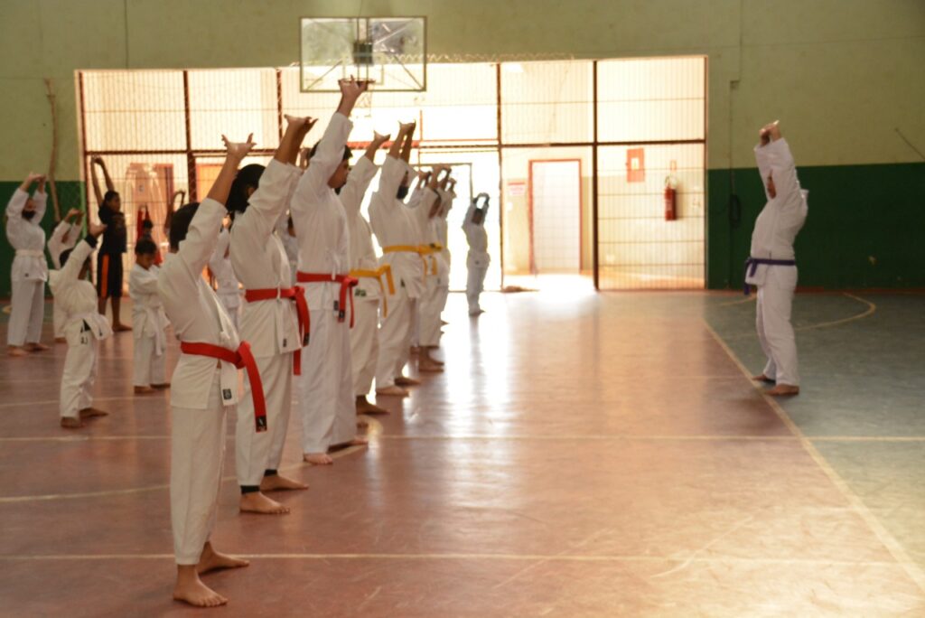 Secretaria Municipal de Esporte, Lazer, Turismo e Cultura apoia treino de Karatê em Bataguassu Secretaria Municipal de Esporte, Lazer, Turismo e Cultura apoia treino de Karatê em Bataguassu
