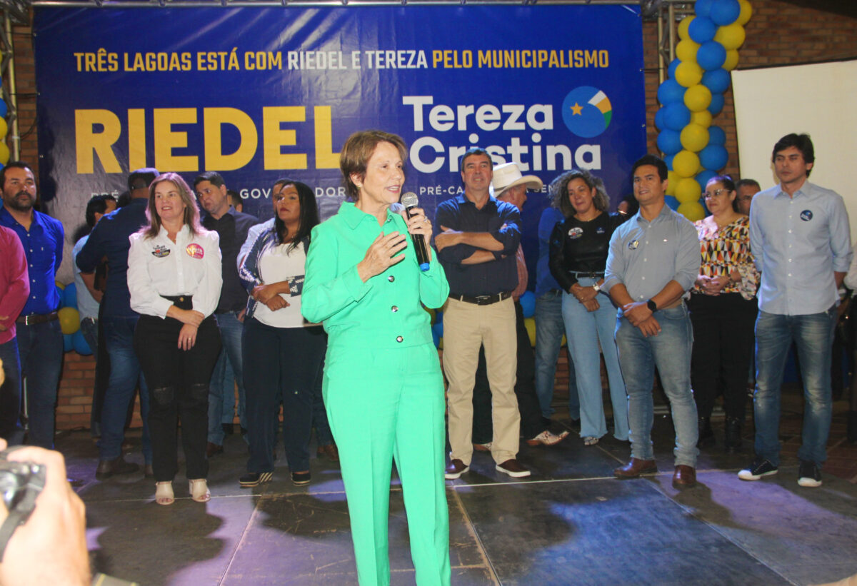 Guerreiro e Riedel arrastam multidão à reunião em Três Lagoas