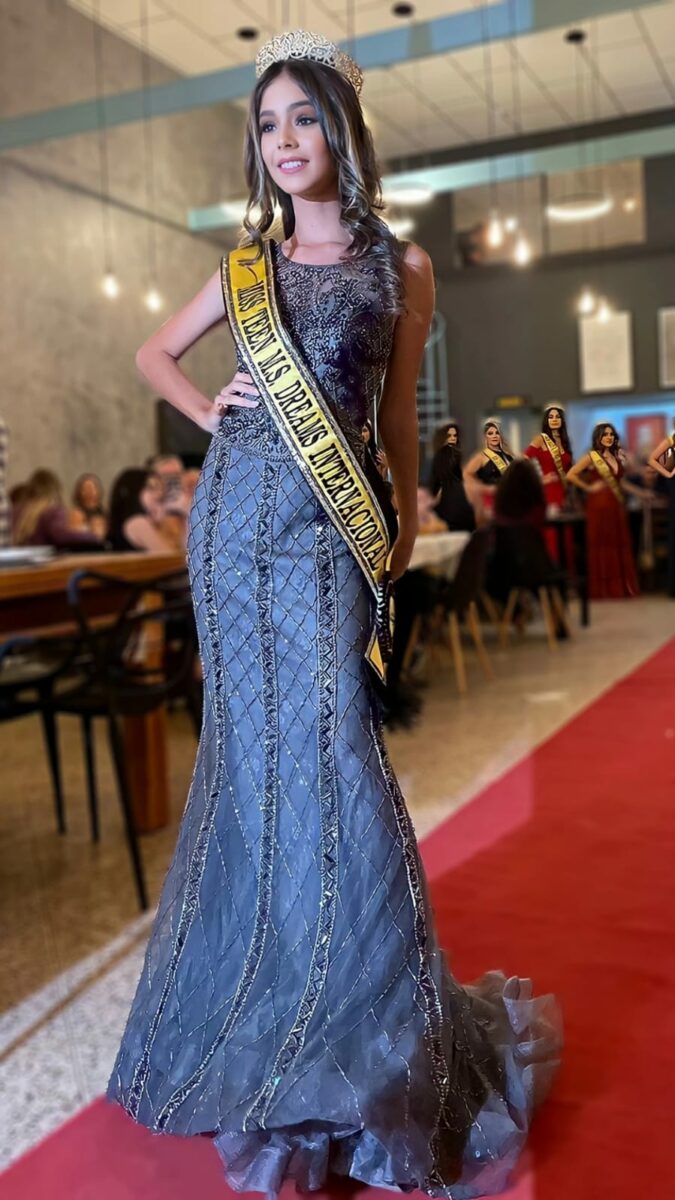 Isabella Noronha é eleita Miss Teen Mato Grosso do Sul Dreams Internacional