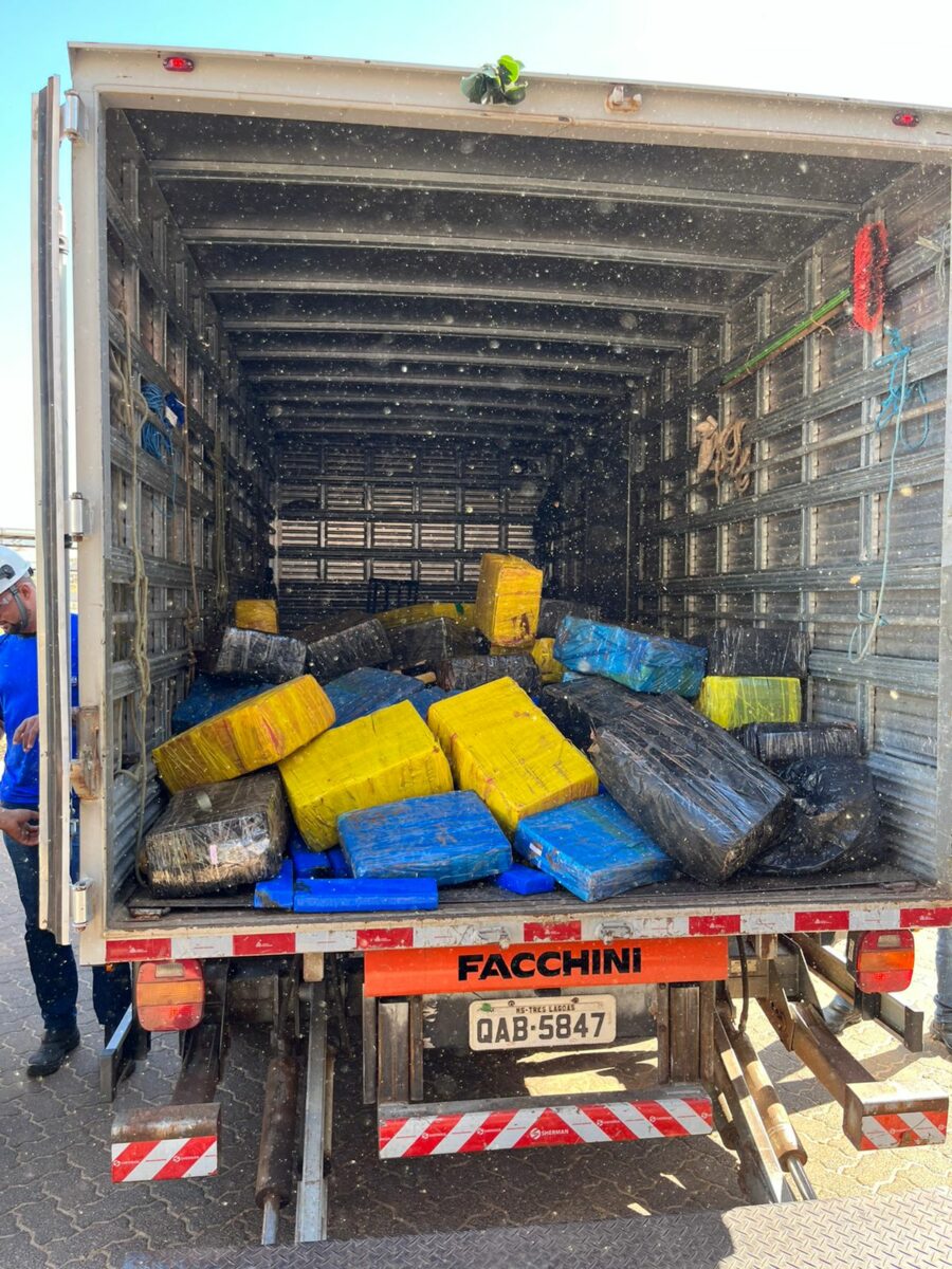 Delegacias de Três Lagoas e Água Clara incineram mais de três toneladas de drogas