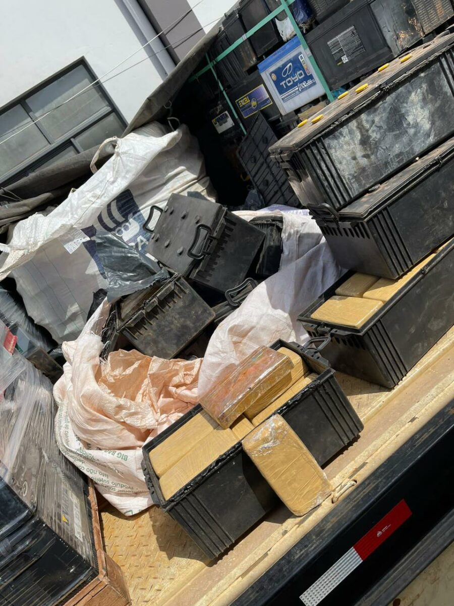 PF prende três pessoas com 248kg de cocaína, em Ponta Porã/MS