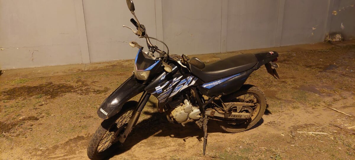 Policia Militar de Ribas recupera dois veículos furtados Policia Militar de Ribas recupera dois veículos furtados