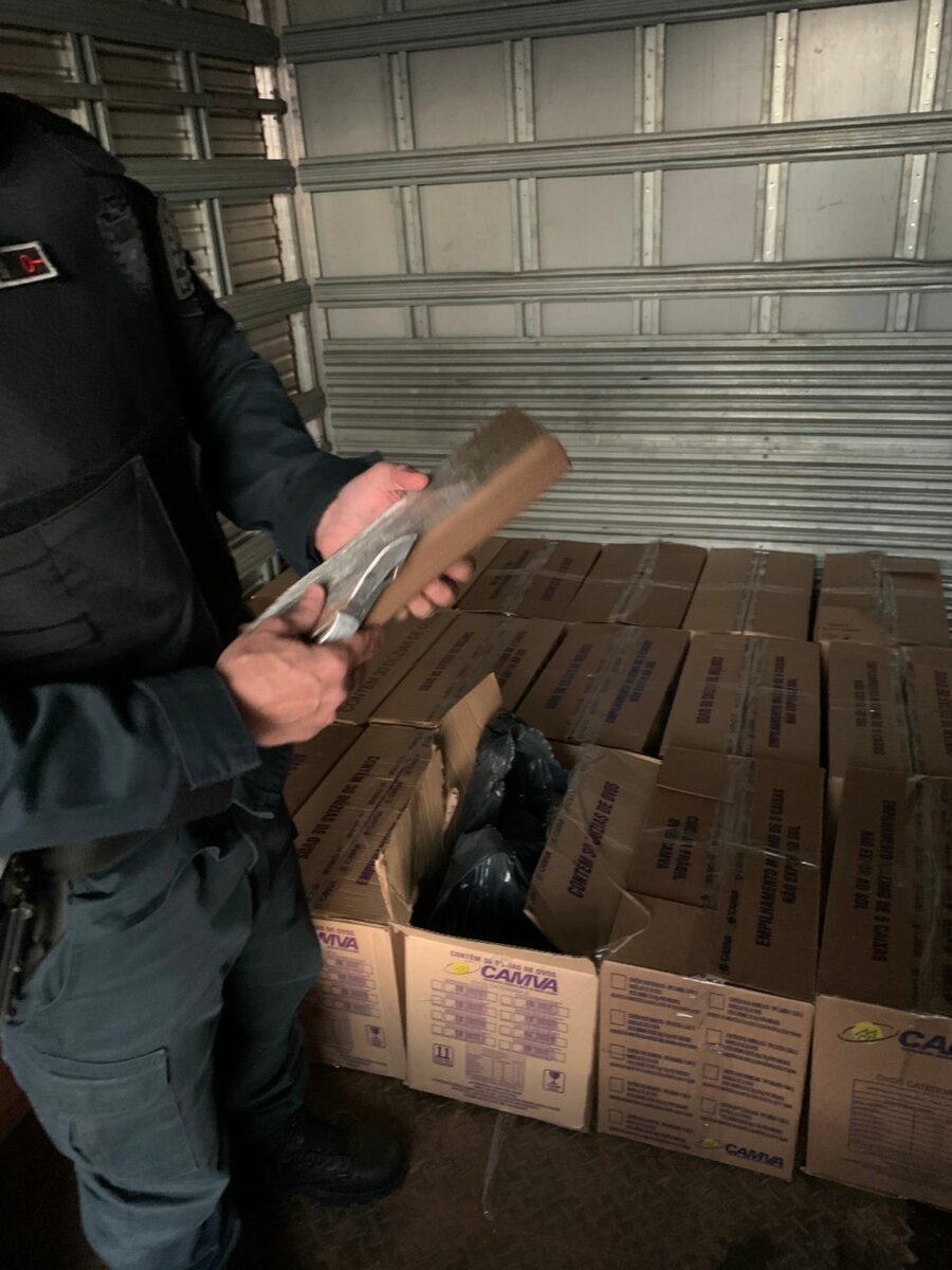 Homem é preso com mais de 300 quilos de maconha em MS Homem é preso com mais de 300 quilos de maconha em MS