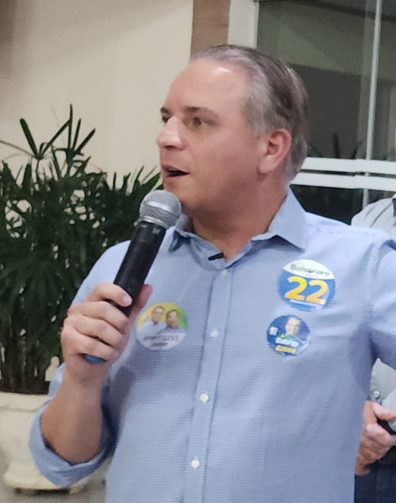 Deputado Coronel David é homenageado pela policial penal e se emociona em Três Lagoas Deputado Coronel David é homenageado pela policial penal e se emociona em Três Lagoas