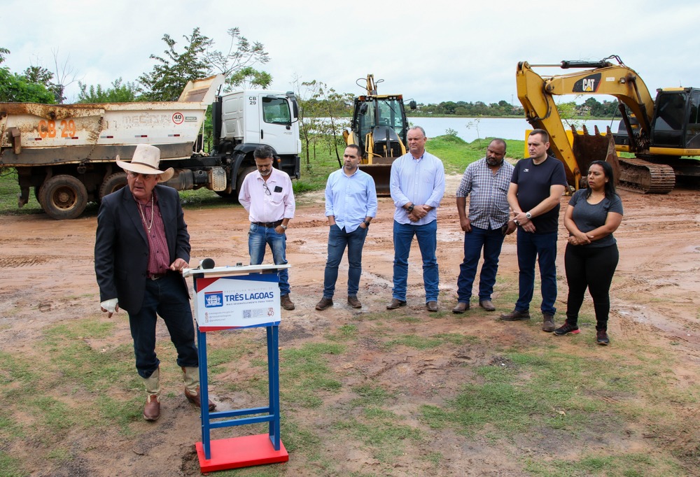 Guerreiro autoriza início das obras de pavimentação e drenagem na orla da 2ª lagoa