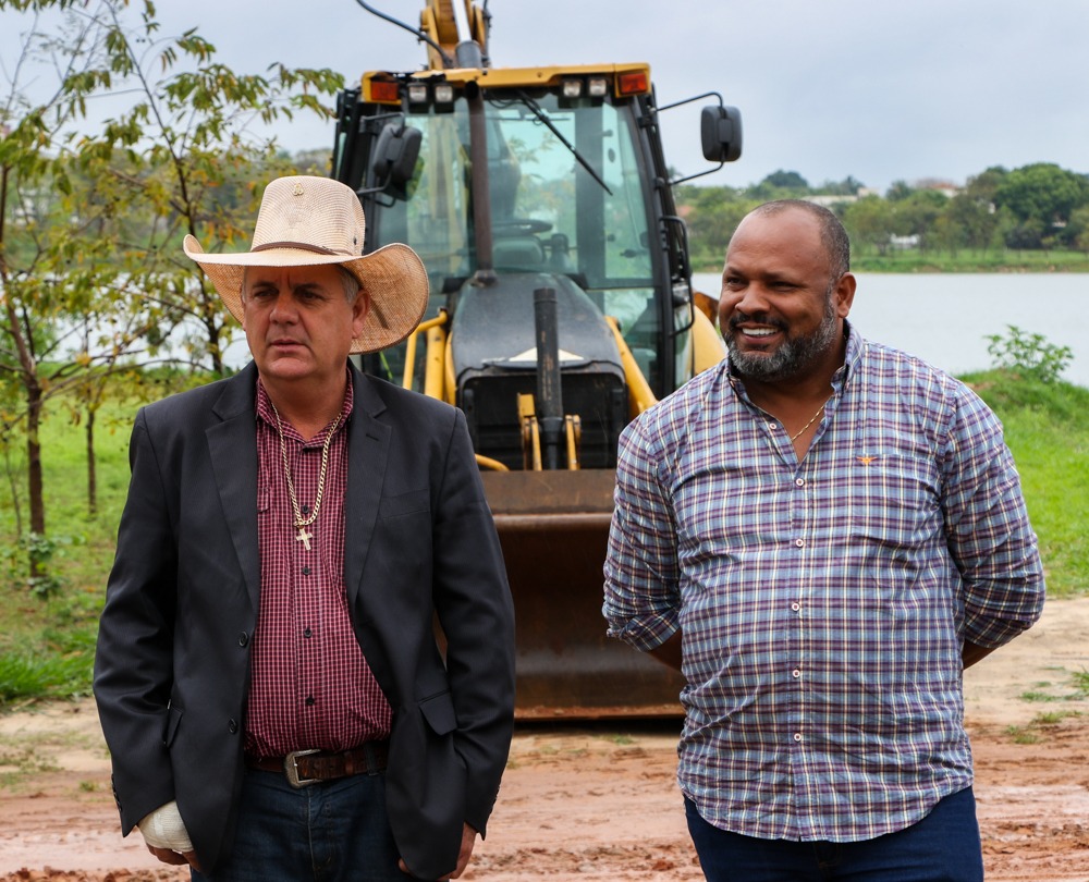 Guerreiro autoriza início das obras de pavimentação e drenagem na orla da 2ª lagoa