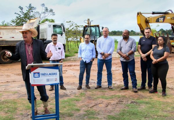 Guerreiro autoriza início das obras de pavimentação e drenagem na orla da 2ª lagoa