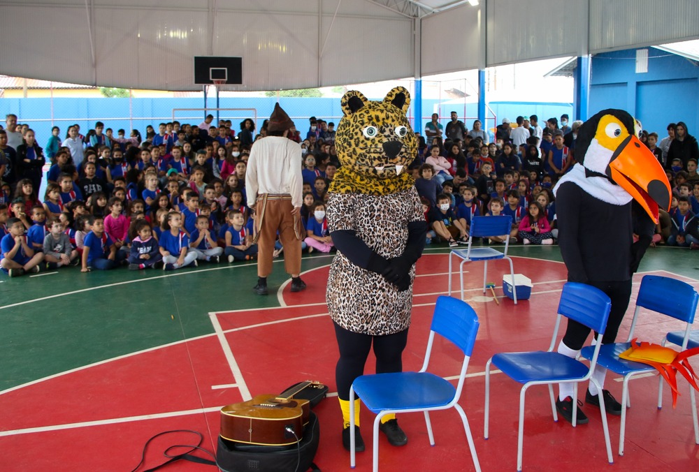 Alunos da Escola <em>“Maria Eulália Vieira”</em> são os primeiros a receberem a peça teatral <em>“Vamos juntos combater as queimadas”</em>
