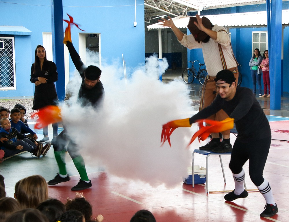 Alunos da Escola <em>“Maria Eulália Vieira”</em> são os primeiros a receberem a peça teatral <em>“Vamos juntos combater as queimadas”</em>