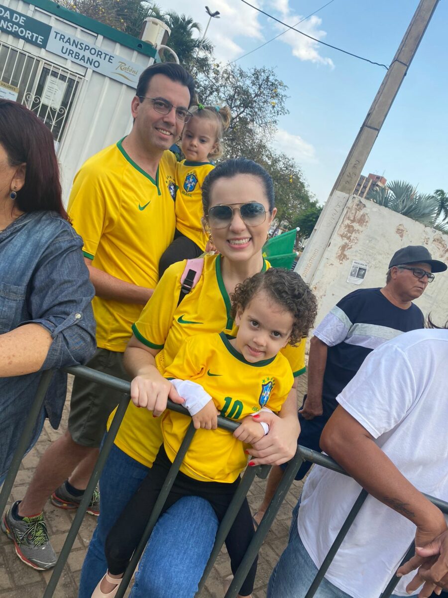 Desfile de 7 de Setembro atraiu milhares de pessoas ao centro de Três Lagoas Desfile de 7 de Setembro atraiu milhares de pessoas ao centro de Três Lagoas