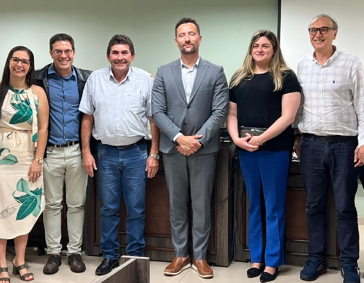 Empresa de celulose em Inocência apresenta Plano Estratégico de Organização Territorial ao MPMS