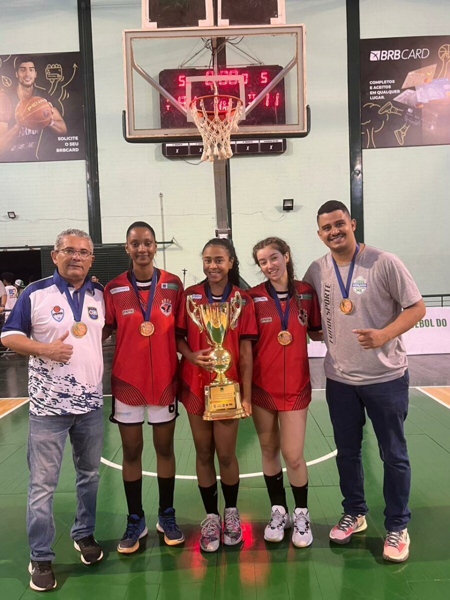 Com alunas da SEJUVEL, time feminino de MS é campeão do Campeonato Brasileiro Regional Centro Oeste de Basquetebol sub-18 Com alunas da SEJUVEL, time feminino de MS é campeão do Campeonato Brasileiro Regional Centro Oeste de Basquetebol sub-18