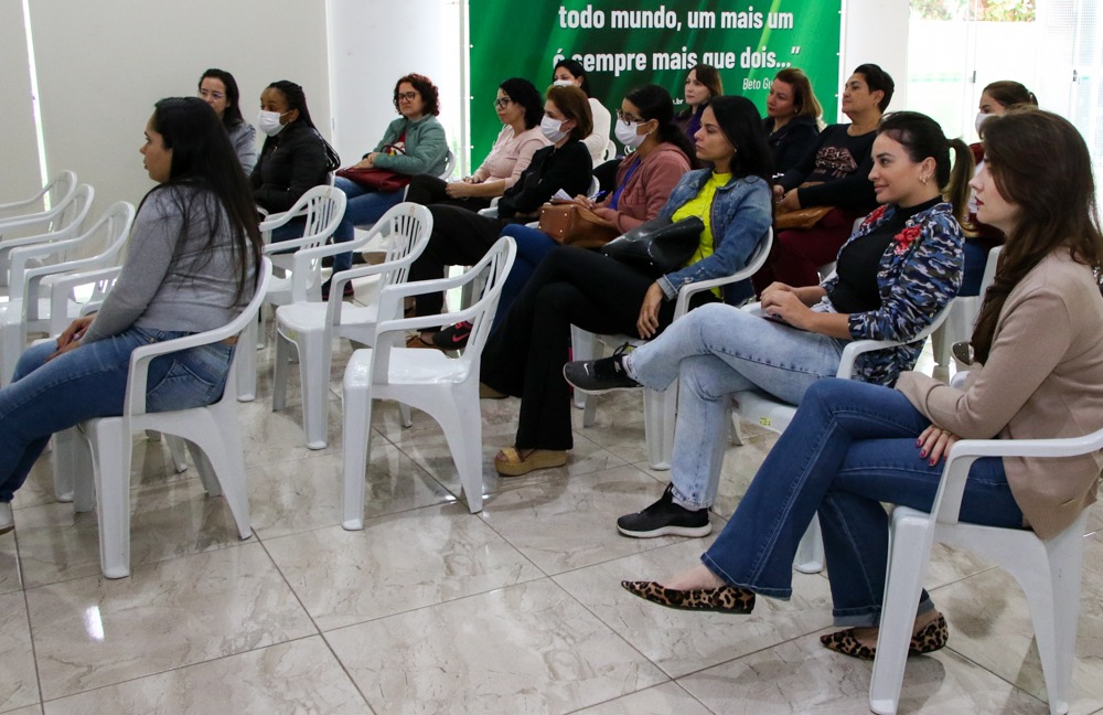 OUTUBRO ROSA – SMS promove cursos para médicos e enfermeiros OUTUBRO ROSA – SMS promove cursos para médicos e enfermeiros