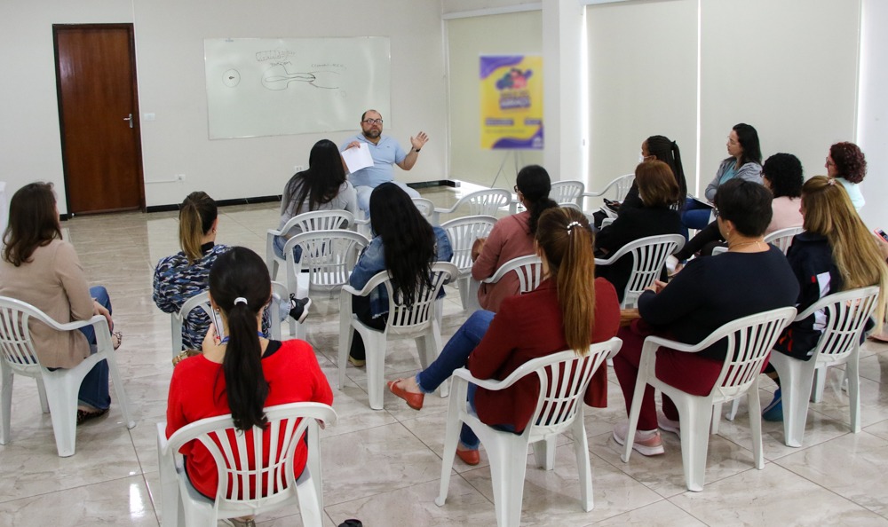 OUTUBRO ROSA – SMS promove cursos para médicos e enfermeiros OUTUBRO ROSA – SMS promove cursos para médicos e enfermeiros