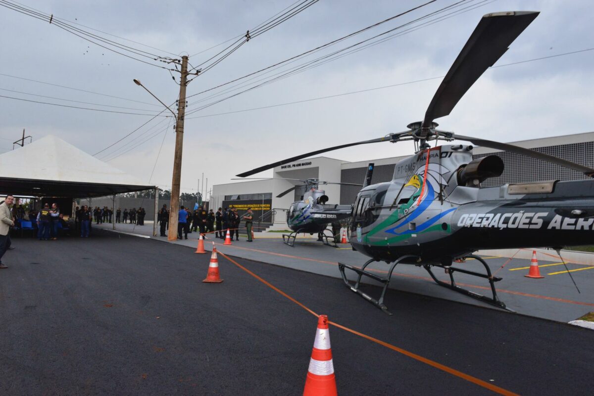 Nova sede do DOF é entregue em Dourados pelo Governo do Estado junto com helicóptero Nova sede do DOF é entregue em Dourados pelo Governo do Estado junto com helicóptero