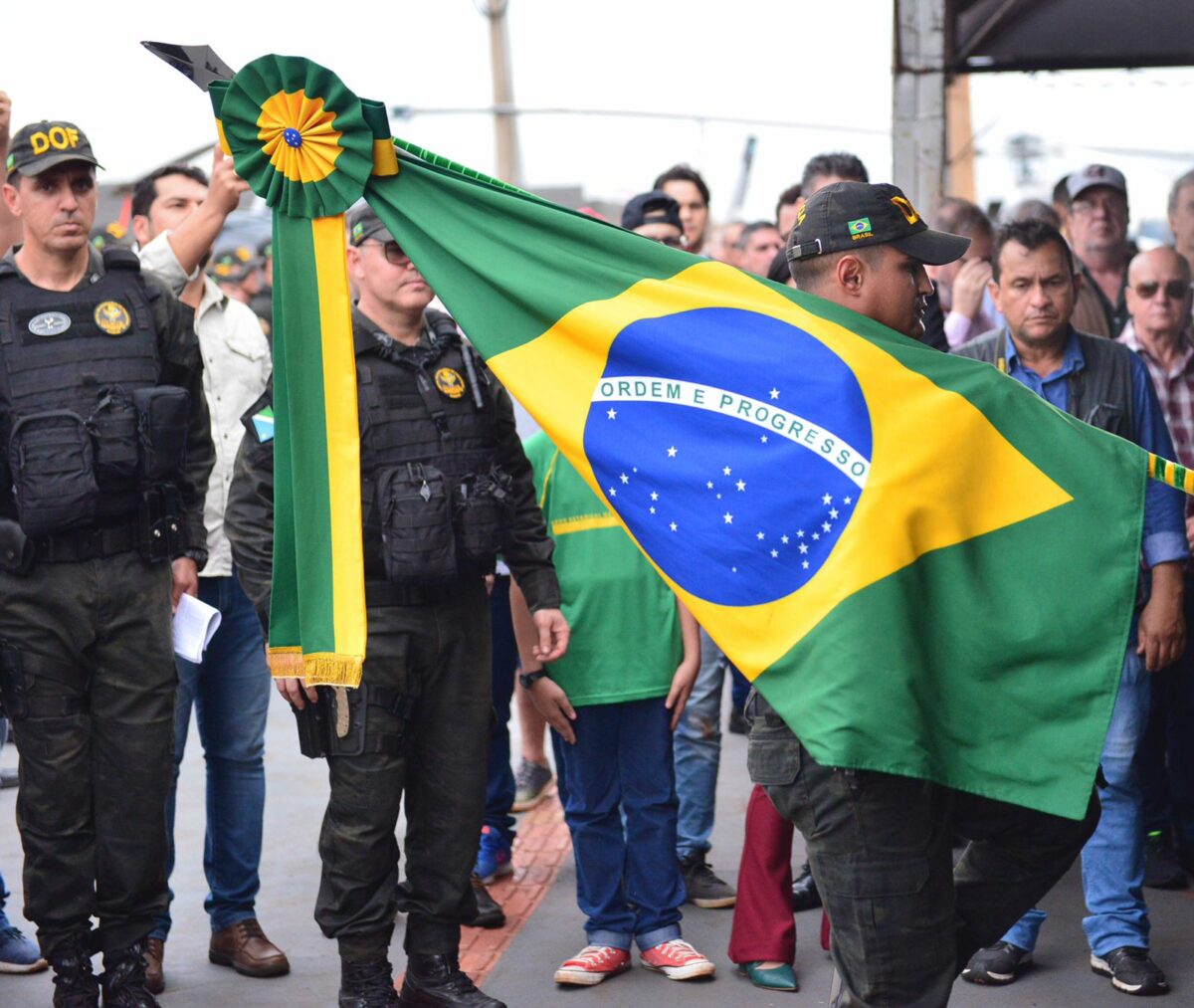 Nova sede do DOF é entregue em Dourados pelo Governo do Estado junto com helicóptero Nova sede do DOF é entregue em Dourados pelo Governo do Estado junto com helicóptero