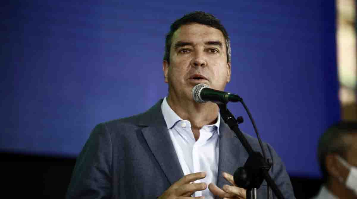 Eduardo Riedel: <em>“Em seis anos de mandato Marquinhos não conseguiu equilibrar as contas”</em>